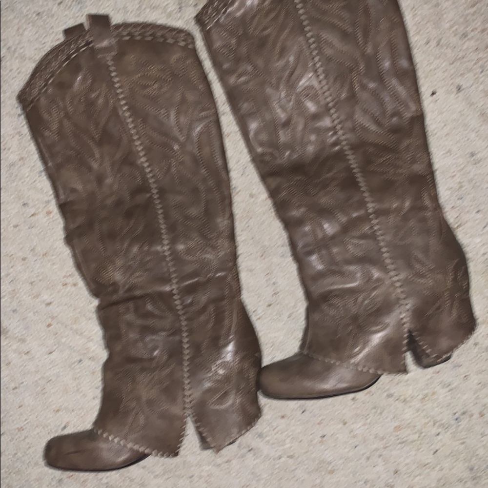 Naughty monkey boots